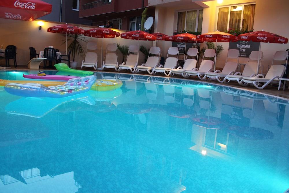 Italia Hotel Nesebar Esterno foto