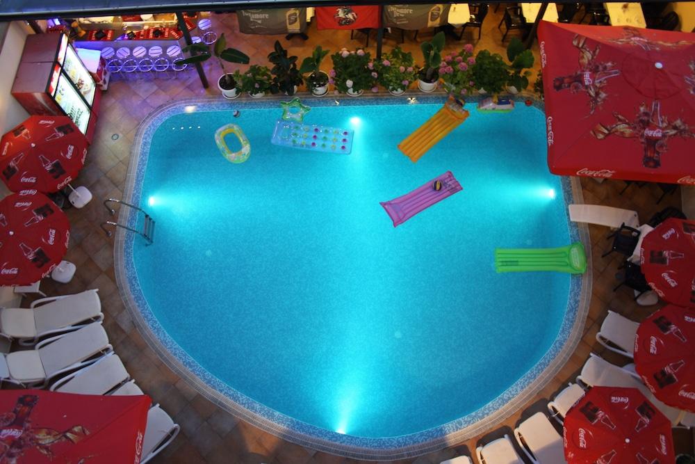 Italia Hotel Nesebar Esterno foto