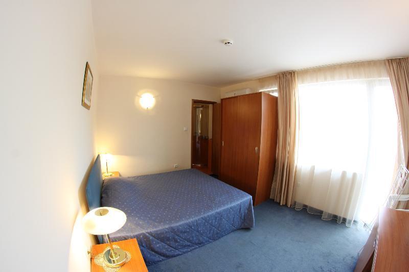 Italia Hotel Nesebar Esterno foto